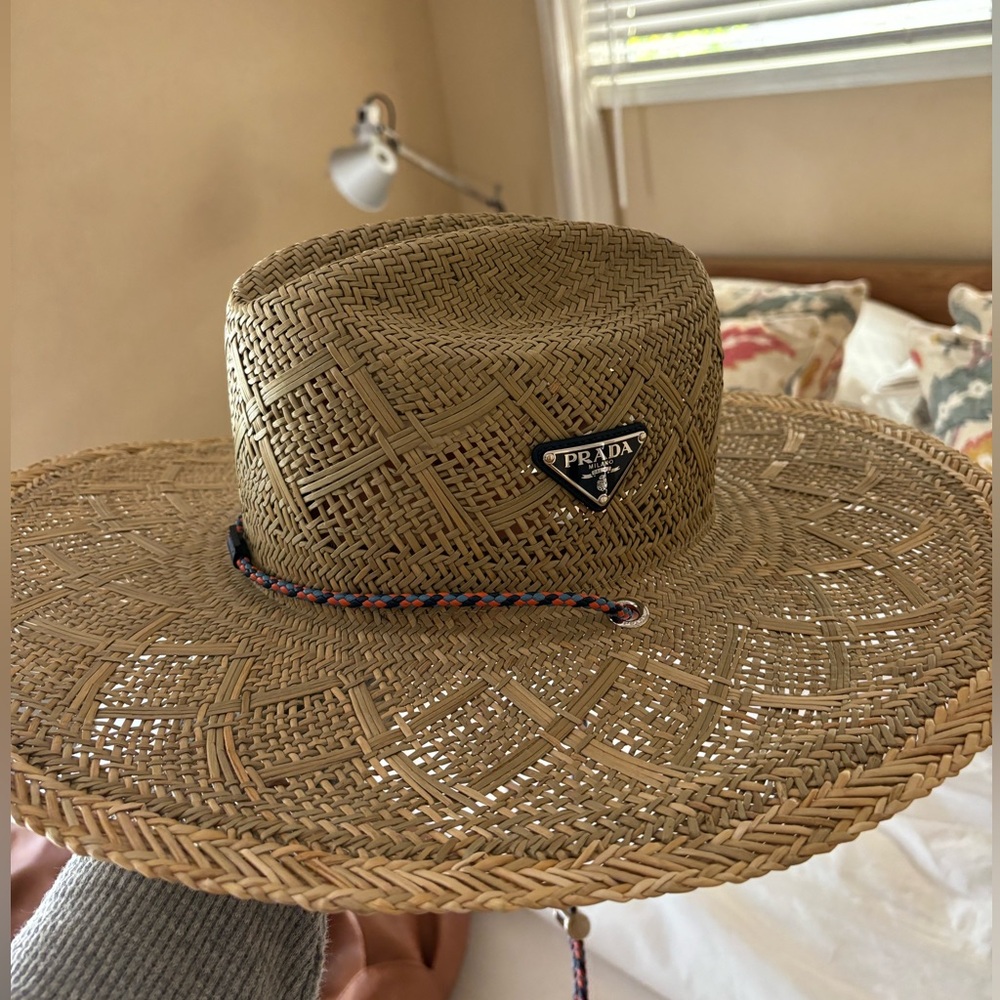 Never used Prada triangle-logo woven straw hat